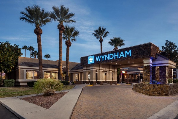 Hotel Bridgeway Tucson Int'l Airport and Suites image 1
