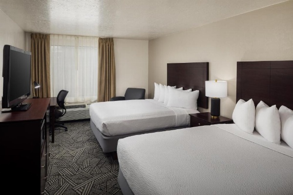 Hotel Bridgeway Tucson Int'l Airport and Suites image 18
