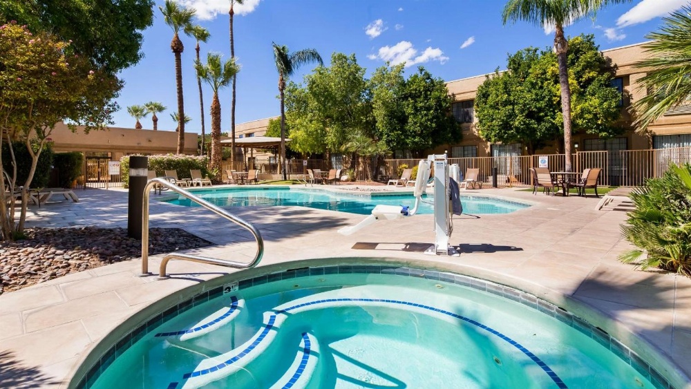 Hotel Bridgeway Tucson Int'l Airport and Suites Main image